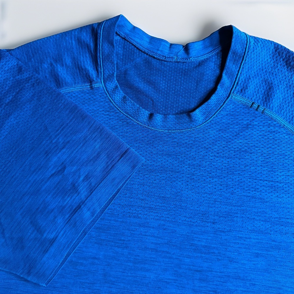 Lululemon Metal Vent Tech Short Sleeve Shirt Mens Small Blue Performance Gym